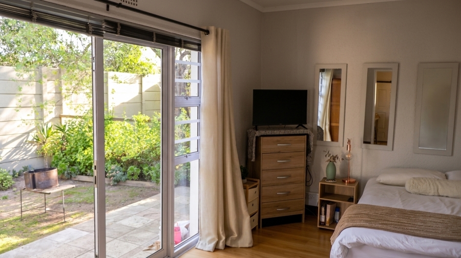 1 Bedroom Property for Sale in Amanda Glen Western Cape